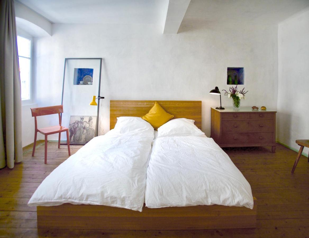 Boutique-Ferienwohnung Im Alten Weinhaus Moser Grünstadt Екстериор снимка
