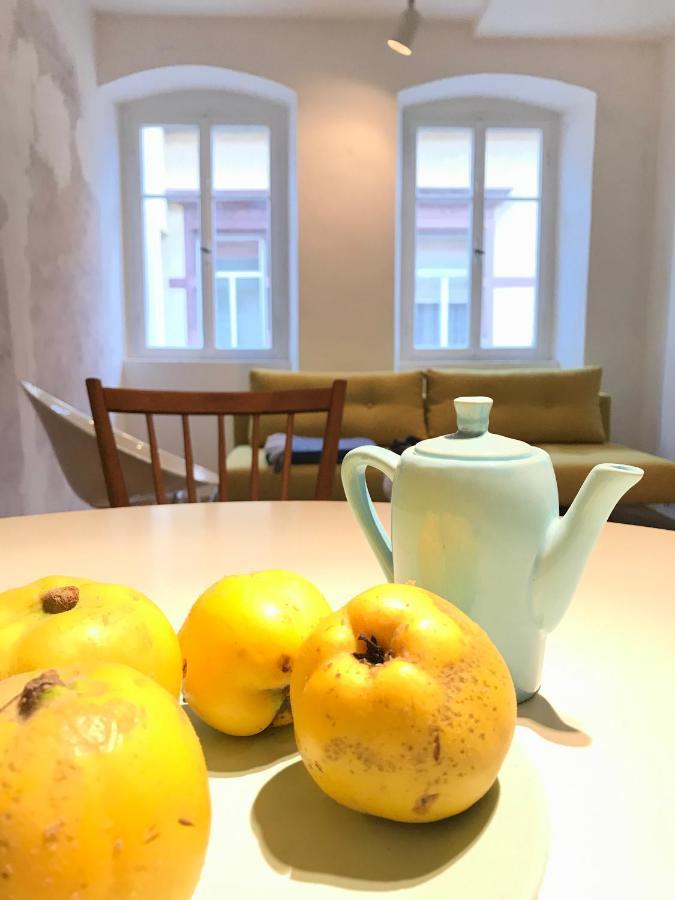Boutique-Ferienwohnung Im Alten Weinhaus Moser Grünstadt Екстериор снимка
