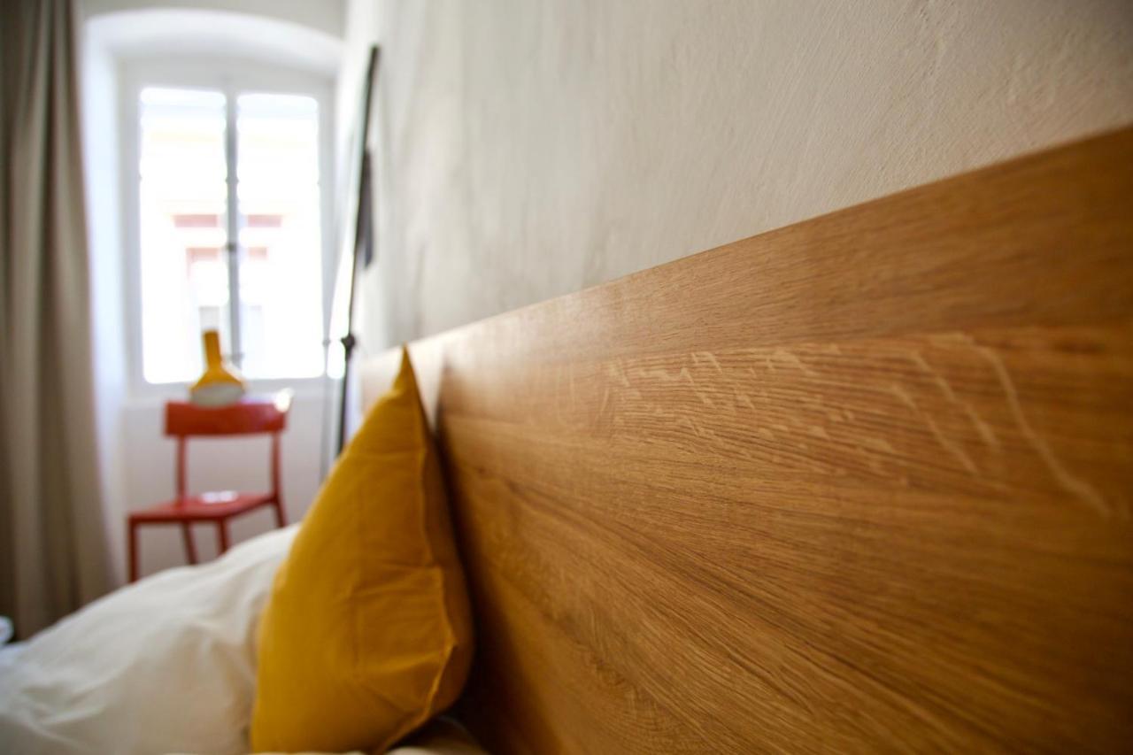 Boutique-Ferienwohnung Im Alten Weinhaus Moser Grünstadt Екстериор снимка