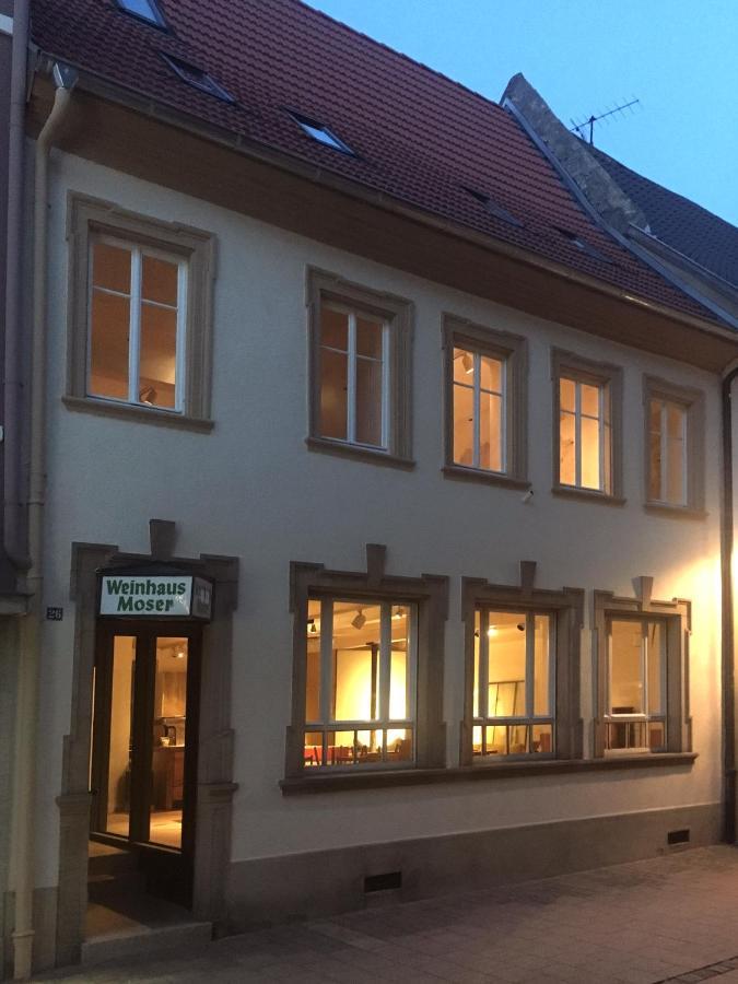 Boutique-Ferienwohnung Im Alten Weinhaus Moser Grünstadt Екстериор снимка